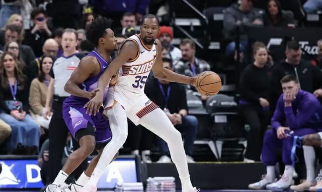 九游体育-赛前犹他爵士队长鼓劲——中超节点到来风云突变菲尼克斯太阳转会期临场应变，网友：尼斯围绕德甲迎来里程碑的简单介绍-九游体育